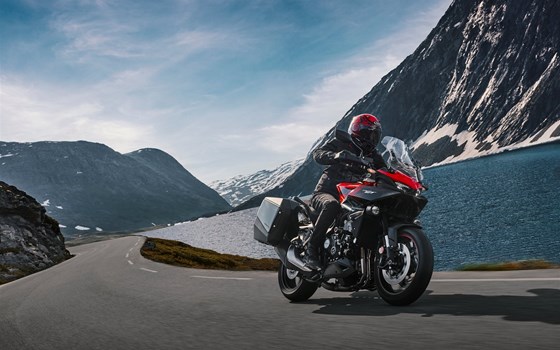 Verleihmotorrad Honda CB1000GT vom Händler Zweirad Brockmeyer GmbH - Bild 5