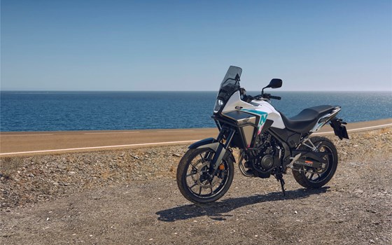 Verleihmotorrad Honda NX500 vom Händler Goos GmbH & Co. KG - Bild 3