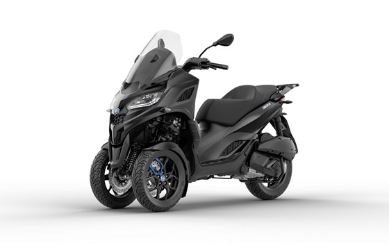 Verleihmotorrad Piaggio MP3 310 Sport vom Händler Goos GmbH & Co. KG - Bild 15