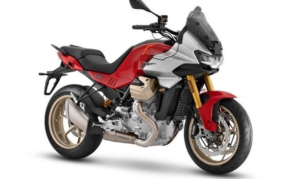 Verleihmotorrad Moto Guzzi V100 Mandello S vom Händler Goos GmbH & Co. KG - Bild 3