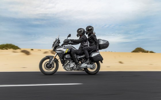 Verleihmotorrad Moto Guzzi Stelvio PFF vom Händler Goos GmbH & Co. KG - Bild 6