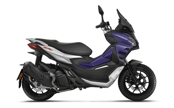 Verleihmotorrad Aprilia SR GT 125 vom Händler Goos GmbH & Co. KG - Bild 1