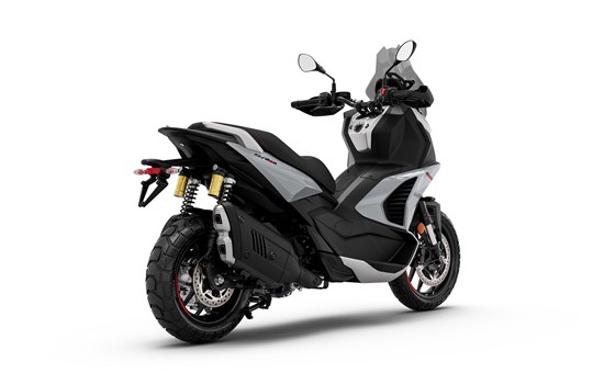 Verleihmotorrad Aprilia SR GT 400 vom Händler Goos GmbH & Co. KG - Bild 4