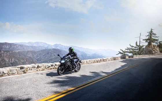 Verleihmotorrad Kawasaki Ninja 650 vom Händler Goos GmbH & Co. KG - Bild 14