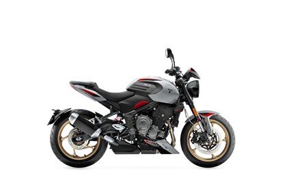 Leihmotorrad Triumph Trident 800