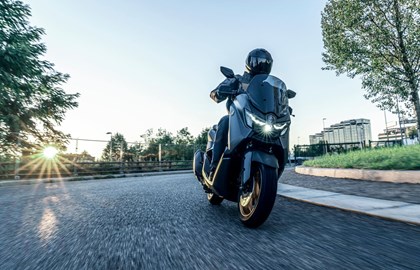 Moto de location Yamaha NMAX 155 Tech MAX