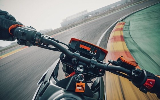 Verleihmotorrad KTM 125 SMC R vom Händler BKM Bikes Handels GmbH - Bild 4