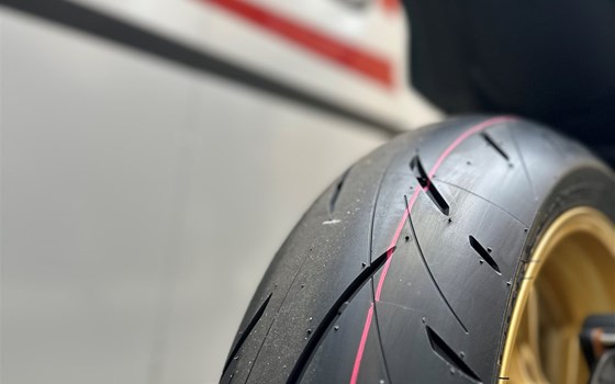 Verleihmotorrad Suzuki GSX-8TT vom Händler Motorrad Naujocks - Bild 10