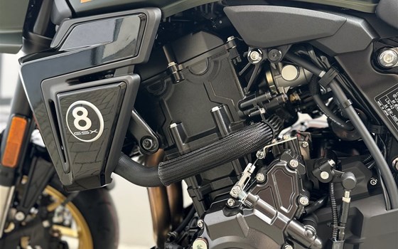 Verleihmotorrad Suzuki GSX-8TT vom Händler Motorrad Naujocks - Bild 16