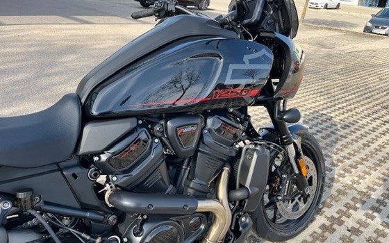 Verleihmotorrad Harley-Davidson Pan America 1250 ST vom Händler Motorradhandel GmbH - Bild 4