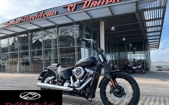 Verleihmotorrad Harley-Davidson Softail Street Bob FXBB vom Händler Motorradhandel GmbH - Bild 1