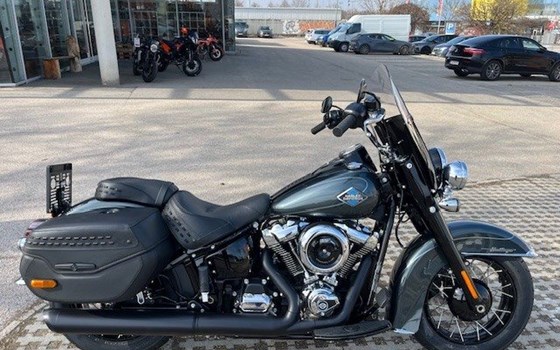 Verleihmotorrad Harley-Davidson Softail Heritage Classic FLHC vom Händler Motorradhandel GmbH - Bild 3