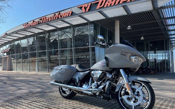 Verleihmotorrad Harley-Davidson Road Glide FLTRX vom Händler Motorradhandel GmbH - Bild 1