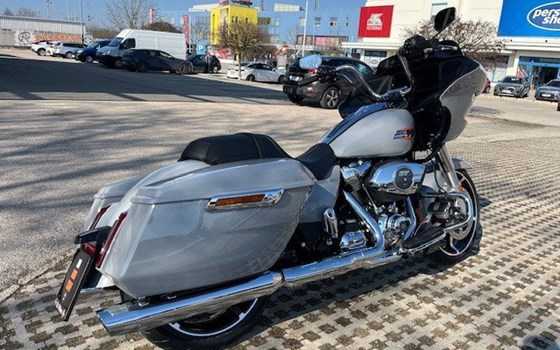 Verleihmotorrad Harley-Davidson Road Glide FLTRX vom Händler Motorradhandel GmbH - Bild 5