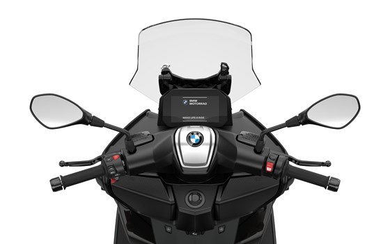 Verleihmotorrad BMW C 400 X vom Händler Motorrad Witzel GmbH - Bild 3