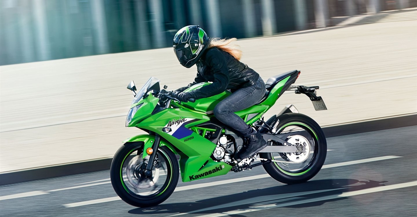 Verleihmotorrad Kawasaki Ninja 125 vom Händler Motorrad Hofmann Monsheim