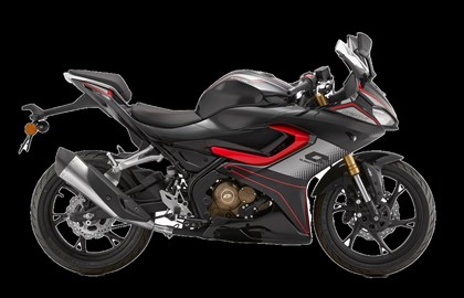 Leihmotorrad QJ Motor SRK 125 R