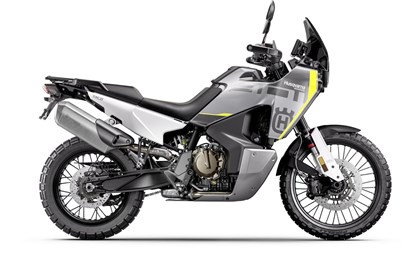 Moto de location Husqvarna Norden 901