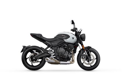Leihmotorrad Triumph Trident 660