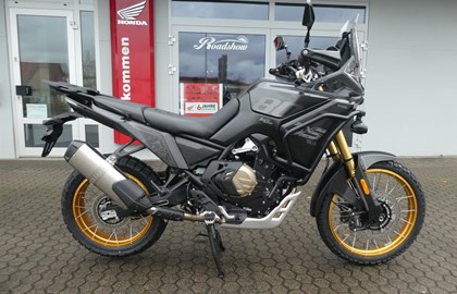 Leihmotorrad Voge 800 Rally