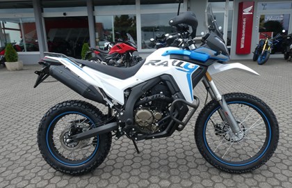 Leihmotorrad Voge 300 Rally