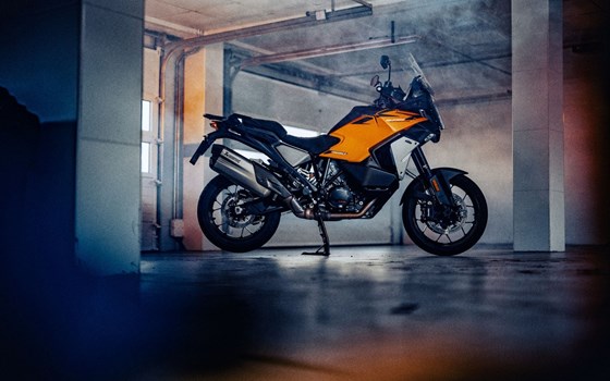 Verleihmotorrad KTM 1390 Super Adventure S EVO vom Händler Zweiradcenter Bernhardt - Bild 18