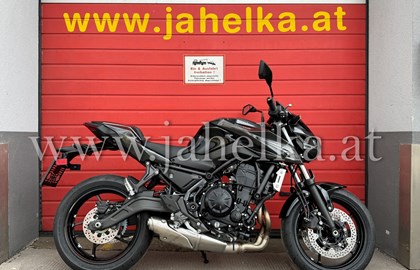 Moto de location Kawasaki Z650 S