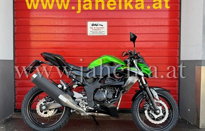 Moto de location Kawasaki Z125