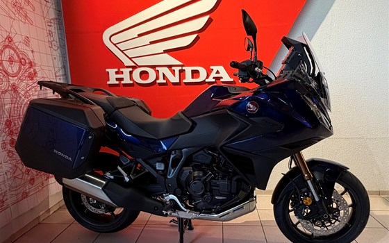 Verleihmotorrad Honda NT1100 DCT Electronic Suspension vom Händler Motorradhaus R. & V. Krapp OHG - Bild 1