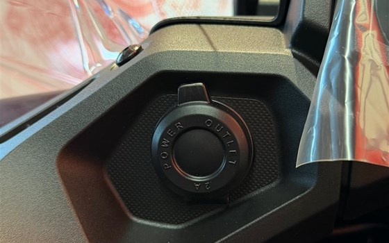 Verleihmotorrad Honda NT1100 DCT Electronic Suspension vom Händler Motorradhaus R. & V. Krapp OHG - Bild 11