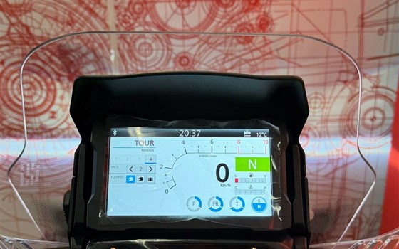 Verleihmotorrad Honda NT1100 DCT Electronic Suspension vom Händler Motorradhaus R. & V. Krapp OHG - Bild 14