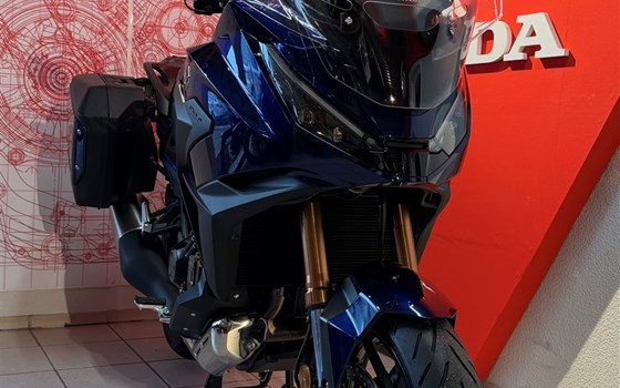 Verleihmotorrad Honda NT1100 DCT Electronic Suspension vom Händler Motorradhaus R. & V. Krapp OHG - Bild 4