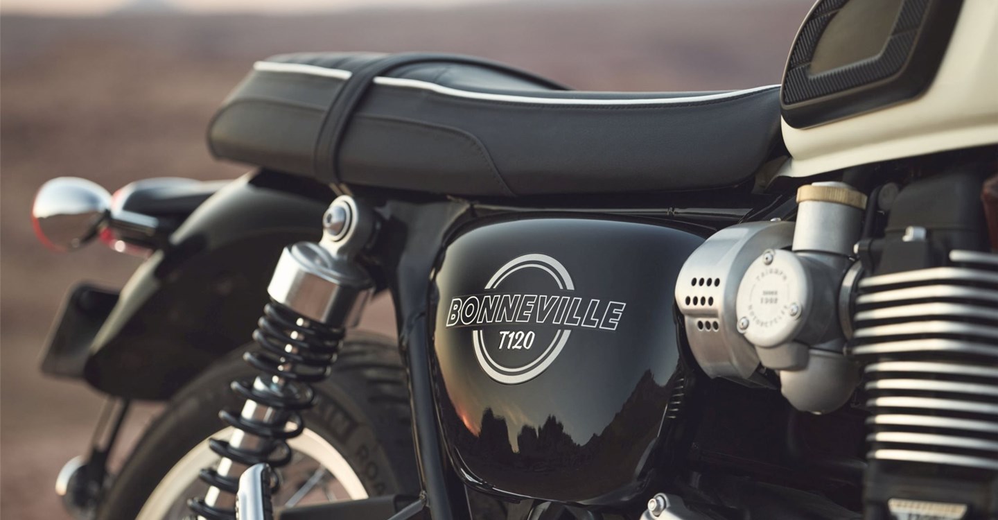 Verleihmotorrad Triumph Bonneville T120 vom Händler Warm Up Zweiradtechnik GmbH