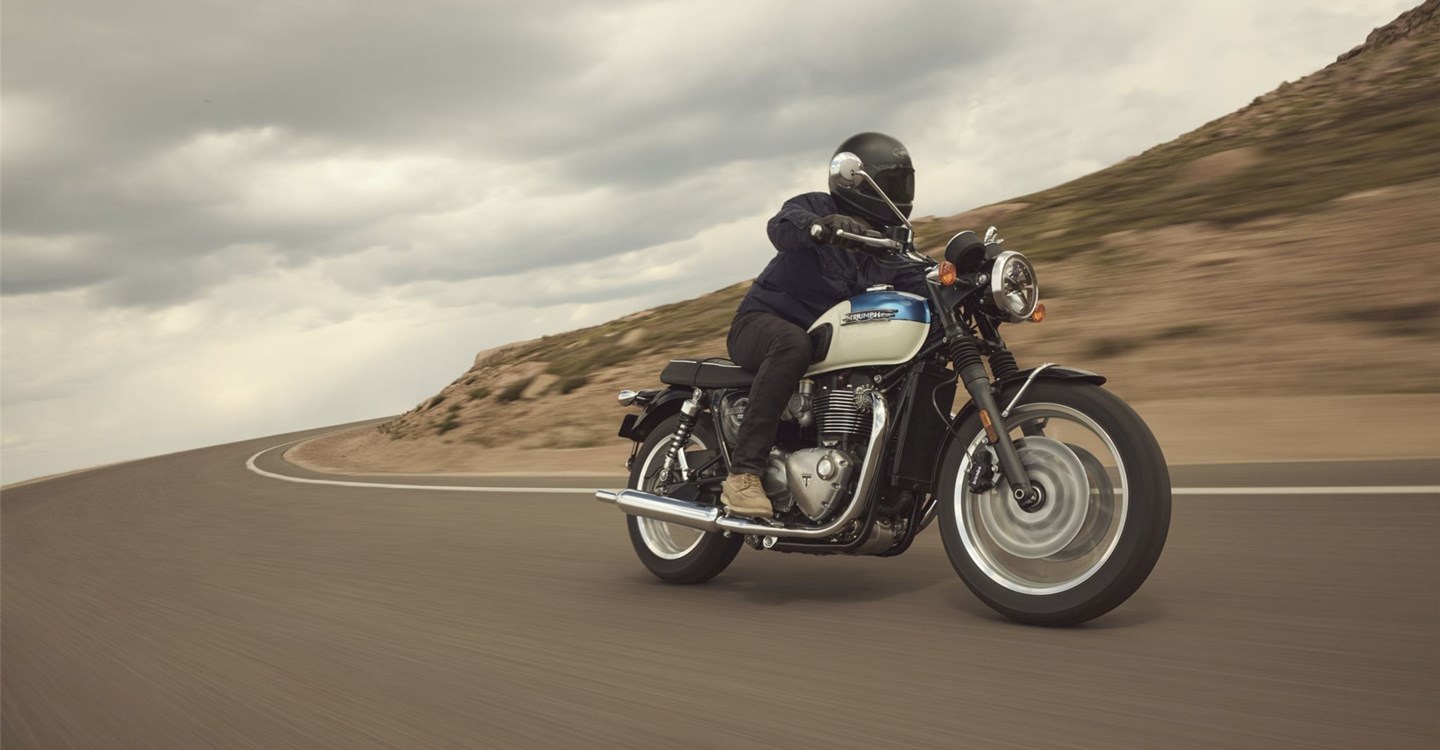 Verleihmotorrad Triumph Bonneville T120 vom Händler Warm Up Zweiradtechnik GmbH