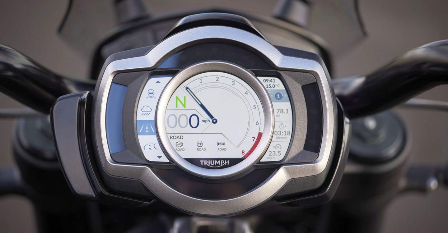 Verleihmotorrad Triumph Rocket 3 Storm R vom Händler Warm Up Zweiradtechnik GmbH