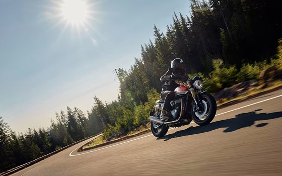 Verleihmotorrad Triumph Speed Twin 1200 RS vom Händler Warm Up Zweiradtechnik GmbH - Bild 19