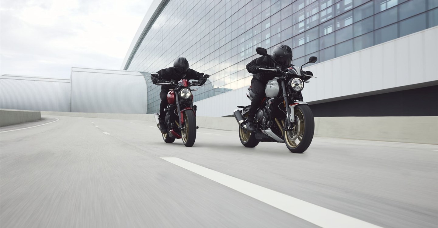 Verleihmotorrad Triumph Trident 800 vom Händler Warm Up Zweiradtechnik GmbH