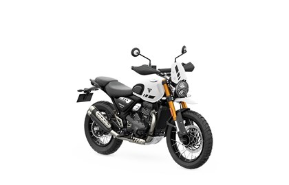 Leihmotorrad Triumph Scrambler 400 XC