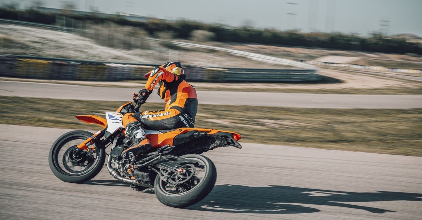 Verleihmotorrad KTM 390 SMC R vom Händler BKM Bikes Handels GmbH