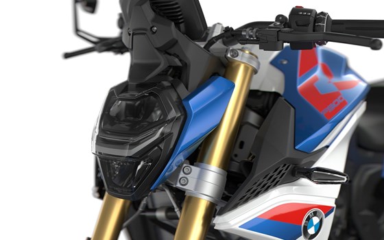 Verleihmotorrad BMW F 900 R vom Händler Motorrad Briel GmbH - Bild 12