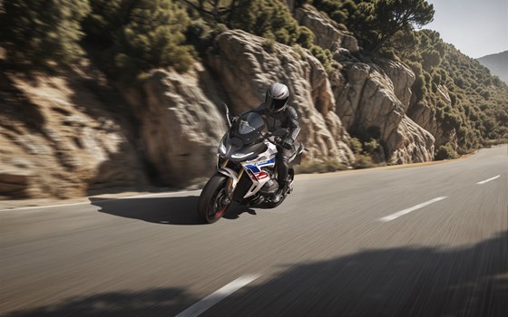 Verleihmotorrad BMW R 1300 RS vom Händler Motorrad Briel GmbH - Bild 11