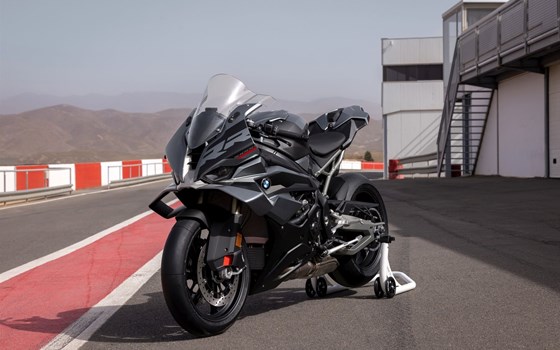 Verleihmotorrad BMW S 1000 RR vom Händler Motorrad Briel GmbH - Bild 4