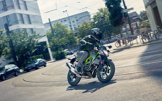 Verleihmotorrad Kawasaki Z125 vom Händler Motorrad Briel GmbH - Bild 2