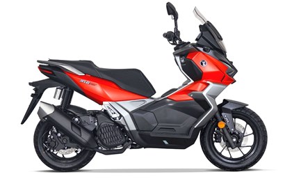 Moto a noleggio Voge SR1 ADV 125 ABS TCS
