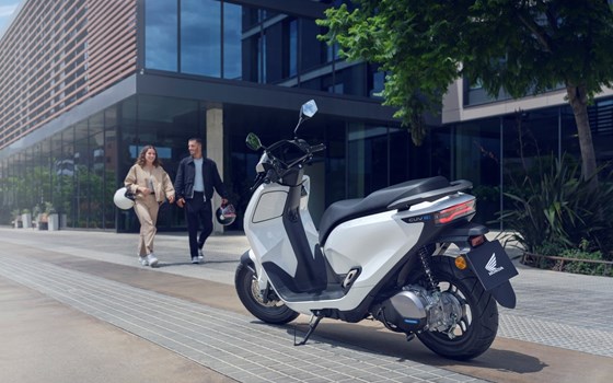 Verleihmotorrad Honda CUV e: vom Händler MotorTeam Ralf Schwerin GmbH - Bild 4