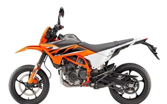 Verleihmotorrad KTM 125 SMC R vom Händler Motorrad Reinhardt GmbH - Bild 2