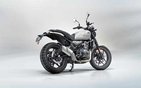 Verleihmotorrad Royal Enfield Guerrilla 450 vom Händler Autohaus Wolfgang Nowak - Bild 18