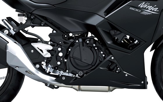 Verleihmotorrad Kawasaki Ninja 500 vom Händler Zweiradcenter Steyr e.U., Peter Bührer - Bild 3