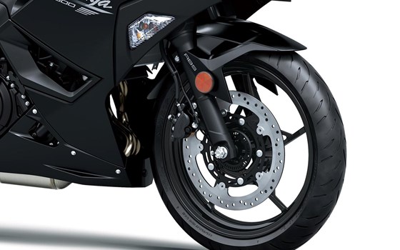Verleihmotorrad Kawasaki Ninja 500 vom Händler Zweiradcenter Steyr e.U., Peter Bührer - Bild 4