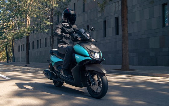 Verleihmotorrad Yamaha RayZR vom Händler MotoYama GmbH - Bild 2